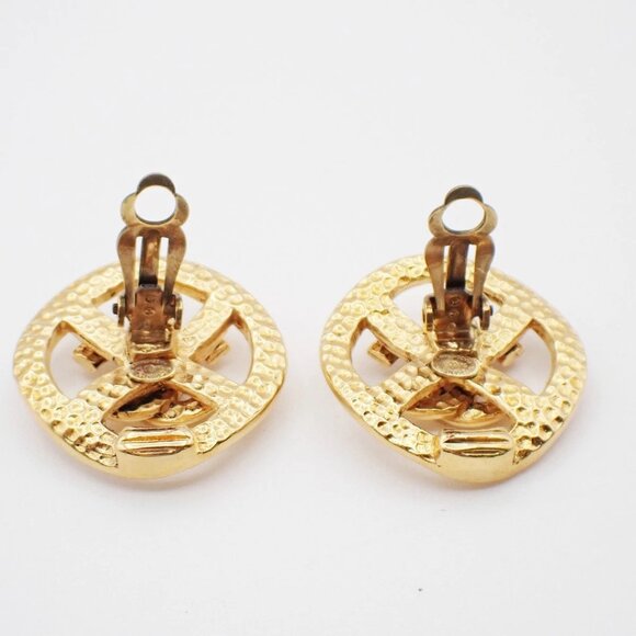 CHANEL CC Logo Button Earrings 96P Clip-On Gold France Vintage 32RL276 - Picture 3 of 10
